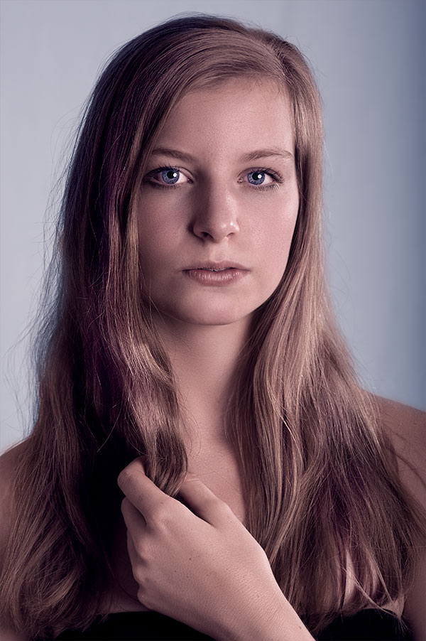Female model photo shoot of CinthiaWillemse