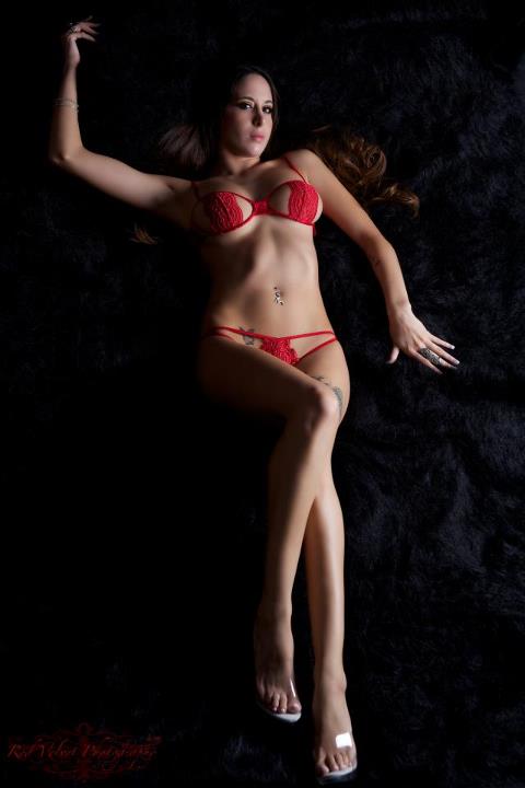 Female model photo shoot of Mermaid Michelle Wright by Red Velvet Photography