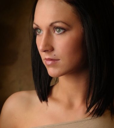 Female model photo shoot of KaylaSD24