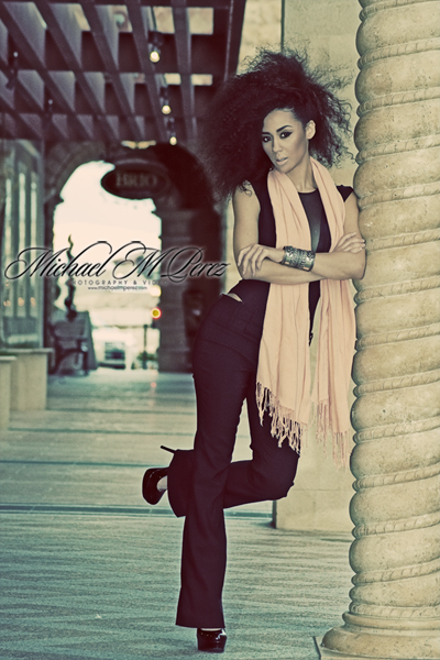 Female model photo shoot of Nikita Sherrai