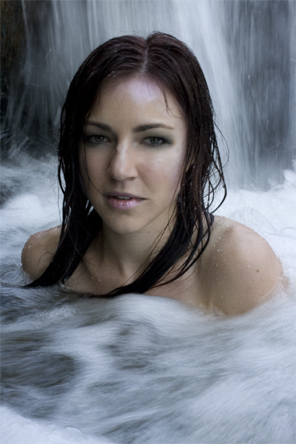 Female model photo shoot of Melissa Kirchhoff
