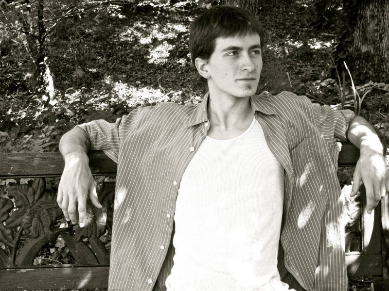 Male model photo shoot of Lorenzo Traas, wardrobe styled by Anastasia Fashions
