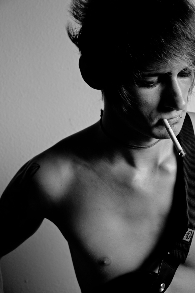 Male model photo shoot of Cali Blaze by Marlene Fox