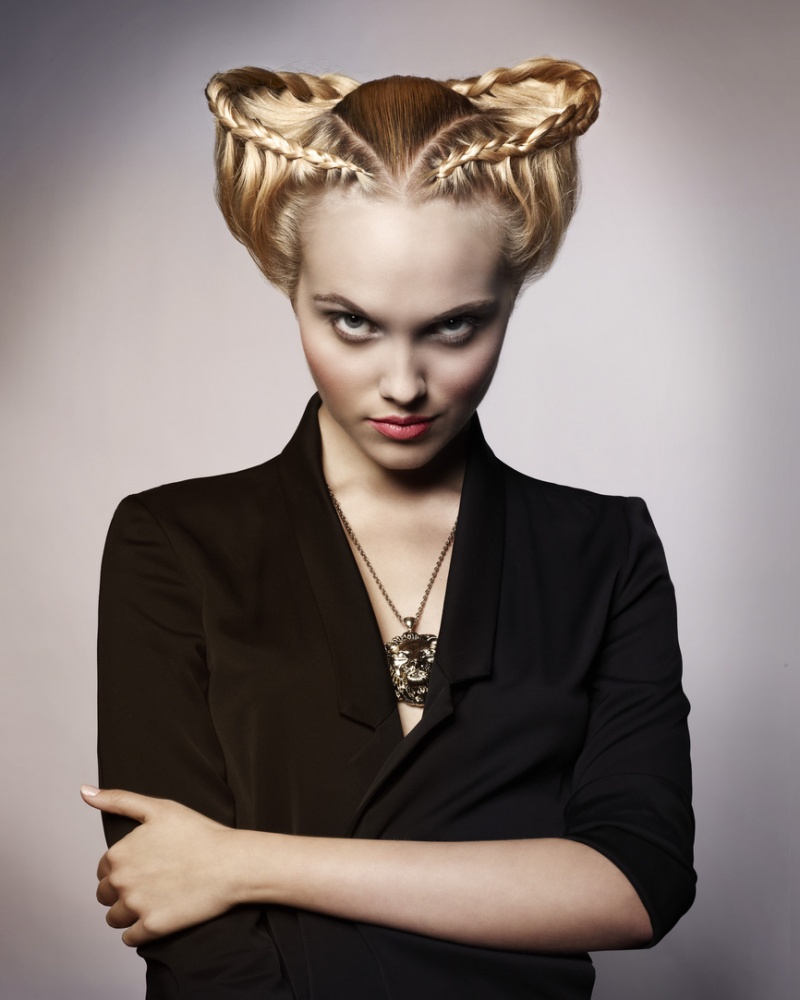 Female model photo shoot of leighanne regan hair 