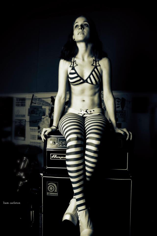 Female model photo shoot of Robyn Screams by Liam Carleton