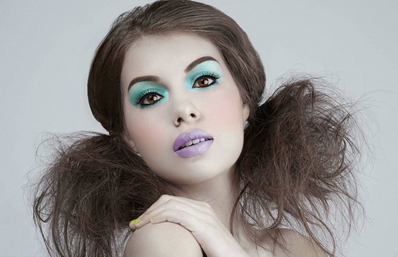 Female model photo shoot of Jenn Lea Makeup by Kelly Sedivec-Ealy
