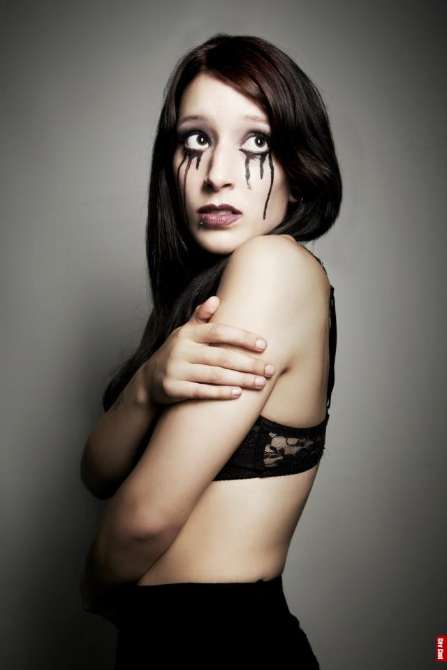 Female model photo shoot of Lesli Patrock MUA