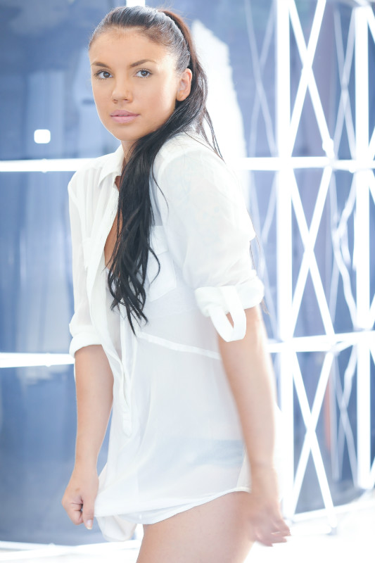 Female model photo shoot of Natalia Cheba
