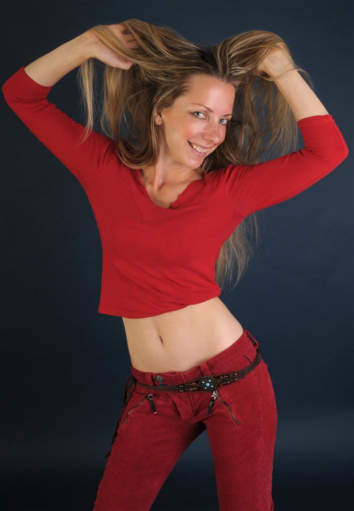 Female model photo shoot of anAngeleye