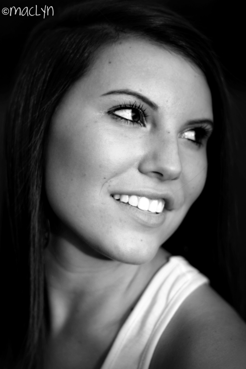 Female model photo shoot of MacLyn Photography