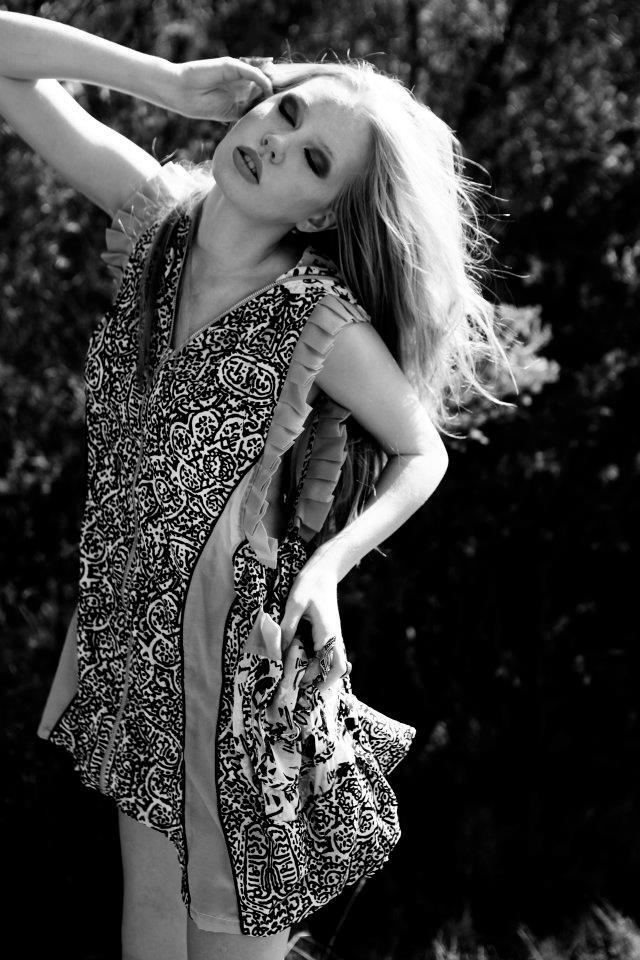 Female model photo shoot of Amy Stuart MUA
