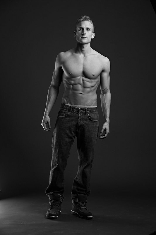Male model photo shoot of Ryan Decker