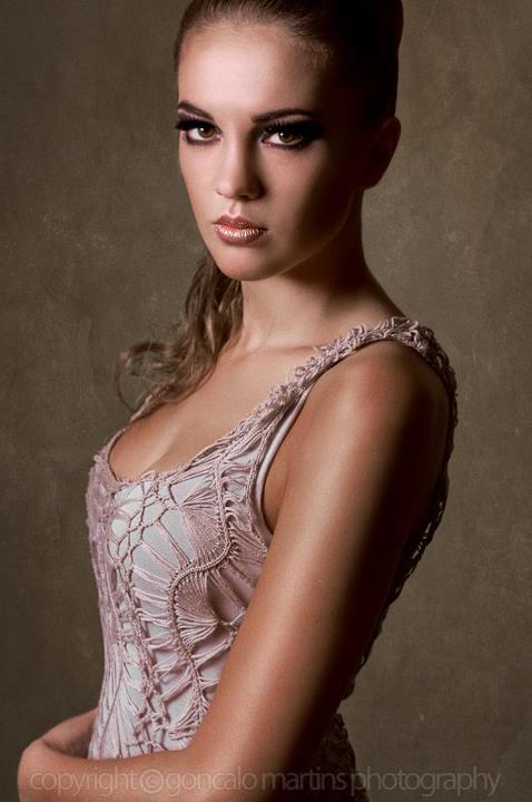 Female model photo shoot of Jessica Sage
