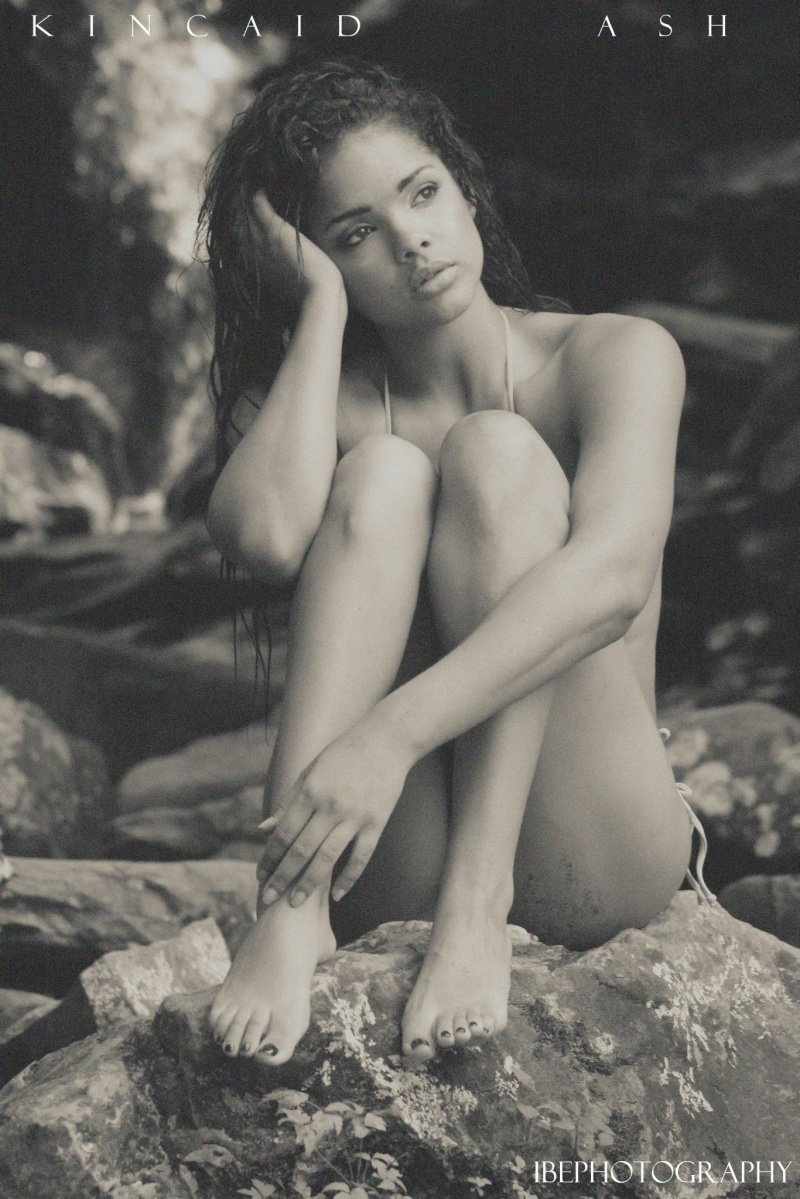 Female model photo shoot of Kincaid in hanging rock