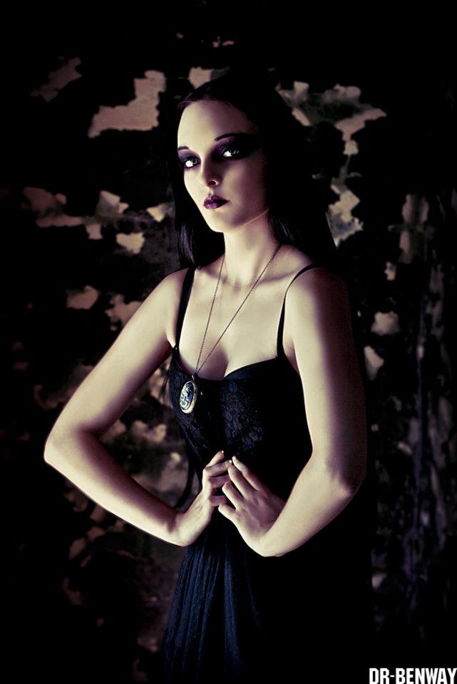 Female model photo shoot of Countess-Kitten