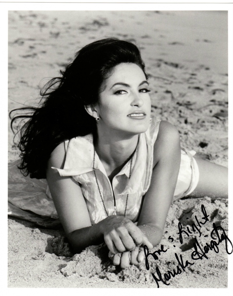 Female model photo shoot of Jen Charette in Malibu Beach, CA