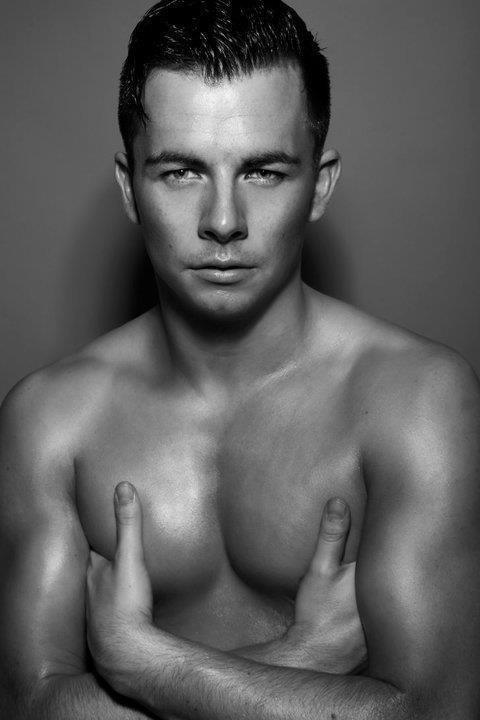 Male model photo shoot of Simon Mayhew