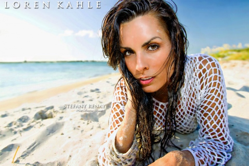 Female model photo shoot of Stefany Renay