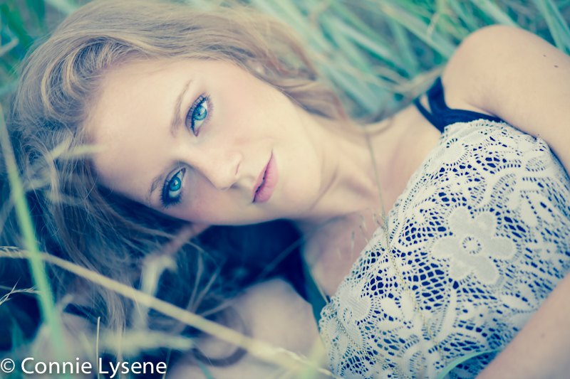 Female model photo shoot of ConnieLysene