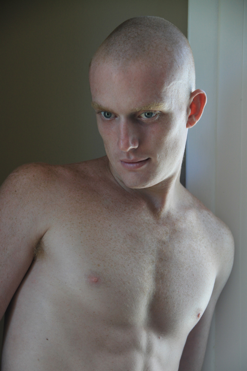 Male model photo shoot of Ian Eichten