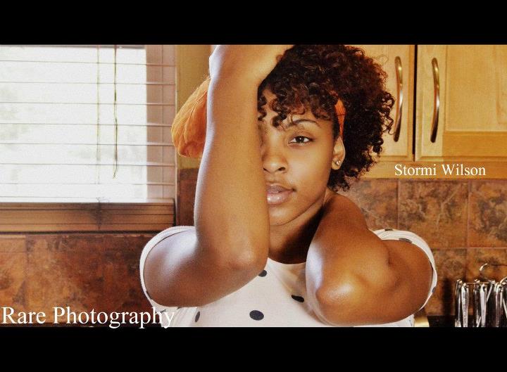 Female model photo shoot of Stormi Lenaire in Maywood, IL