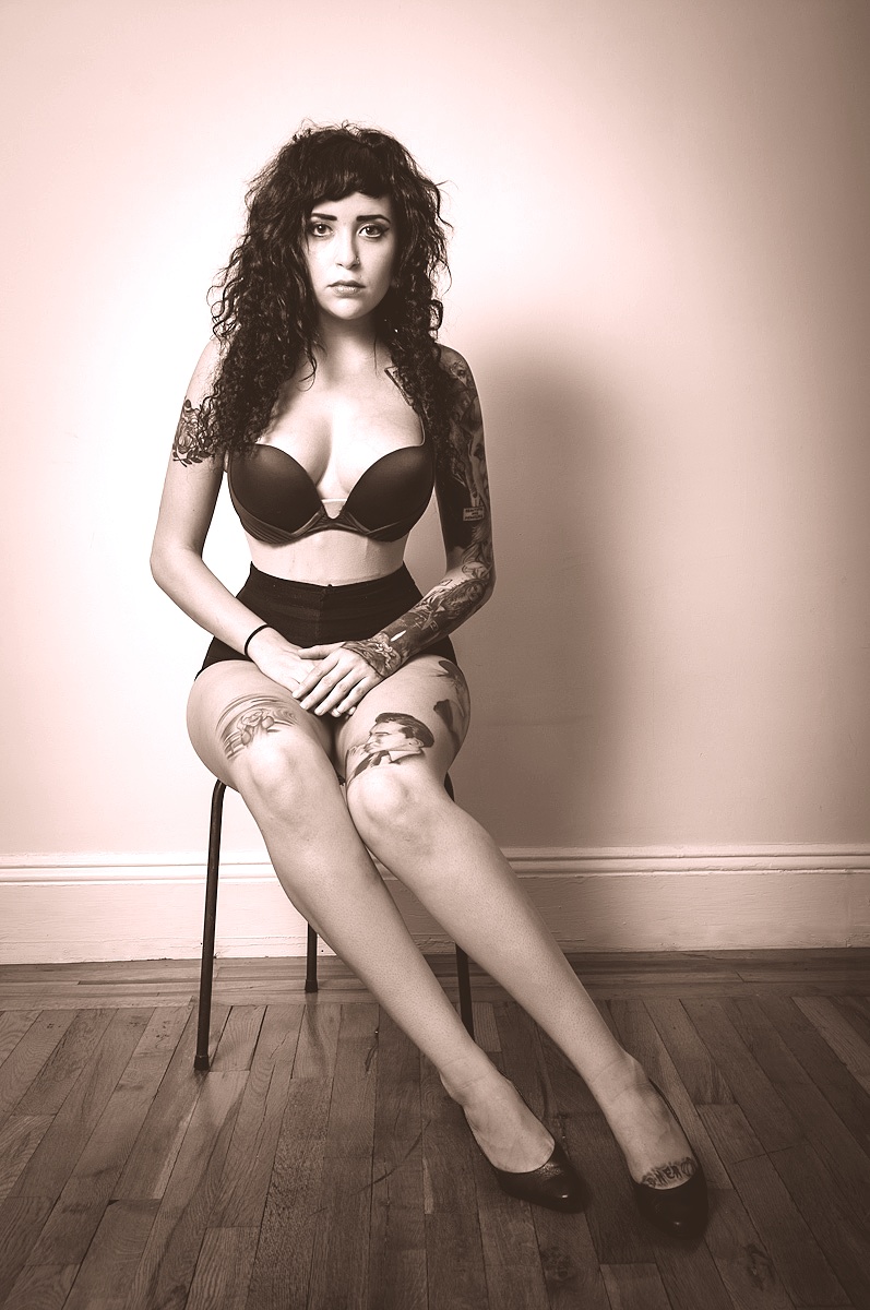 Female model photo shoot of Violet LeBlanc