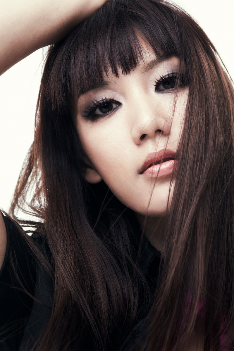 Female model photo shoot of Susan Hu