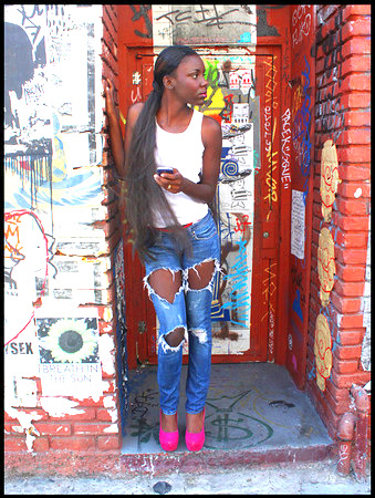 Female model photo shoot of daisjenae dorsey by LA Style and Image, makeup by Dinandrea