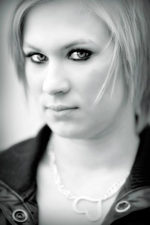 Female model photo shoot of KristenMarie00