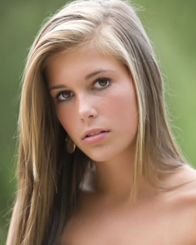 Female model photo shoot of Sydney Miller in Charolette NC