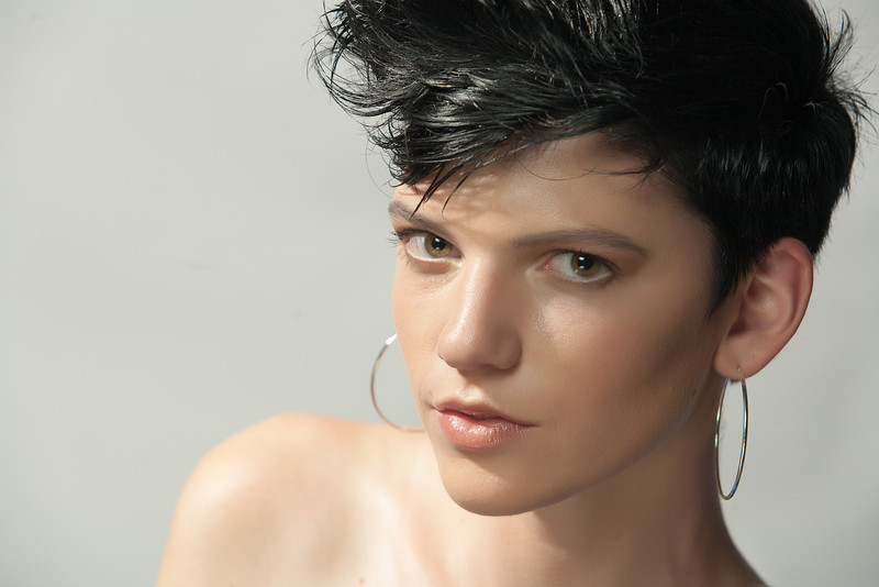 Female model photo shoot of Mandy Karsenti