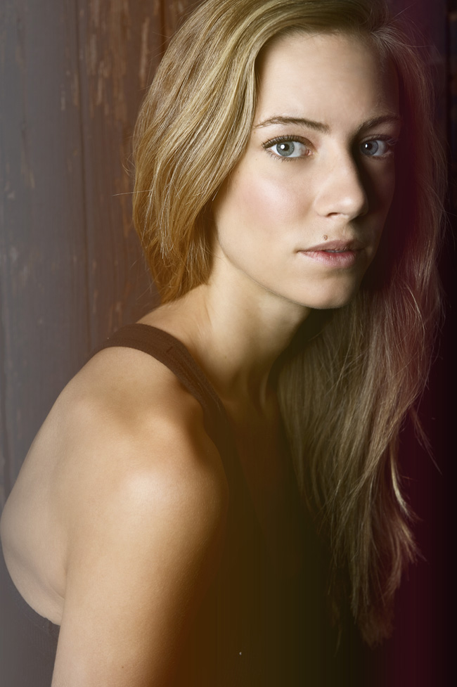 Female model photo shoot of Belle Rempert