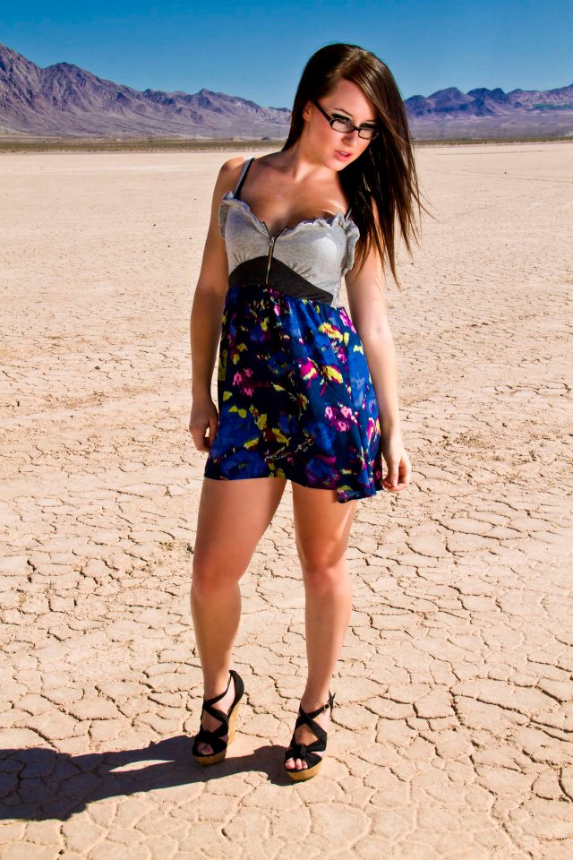 Female model photo shoot of Stephanie XOXO in Dry Lake Bed