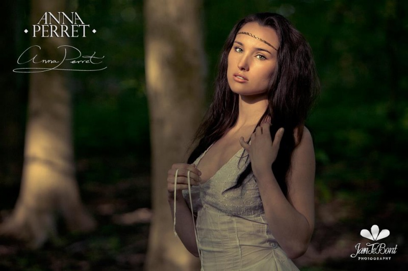 Female model photo shoot of anna_christelle