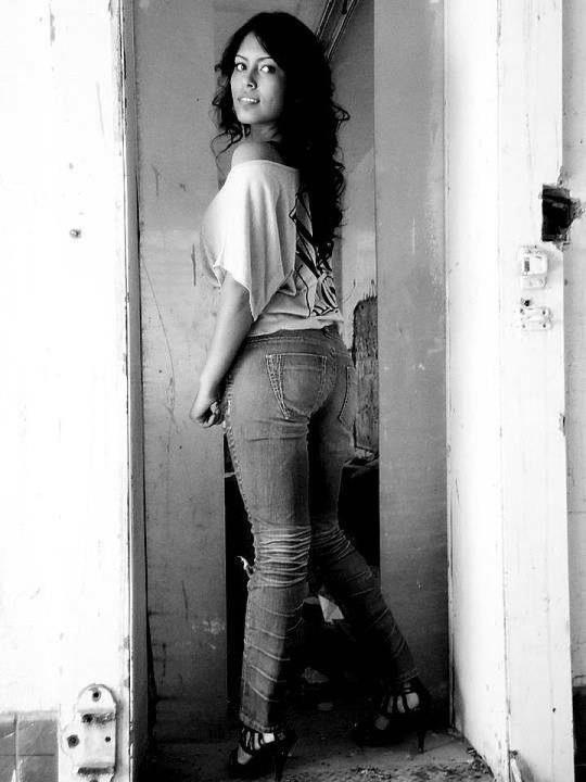 Female model photo shoot of Michelle Aguila