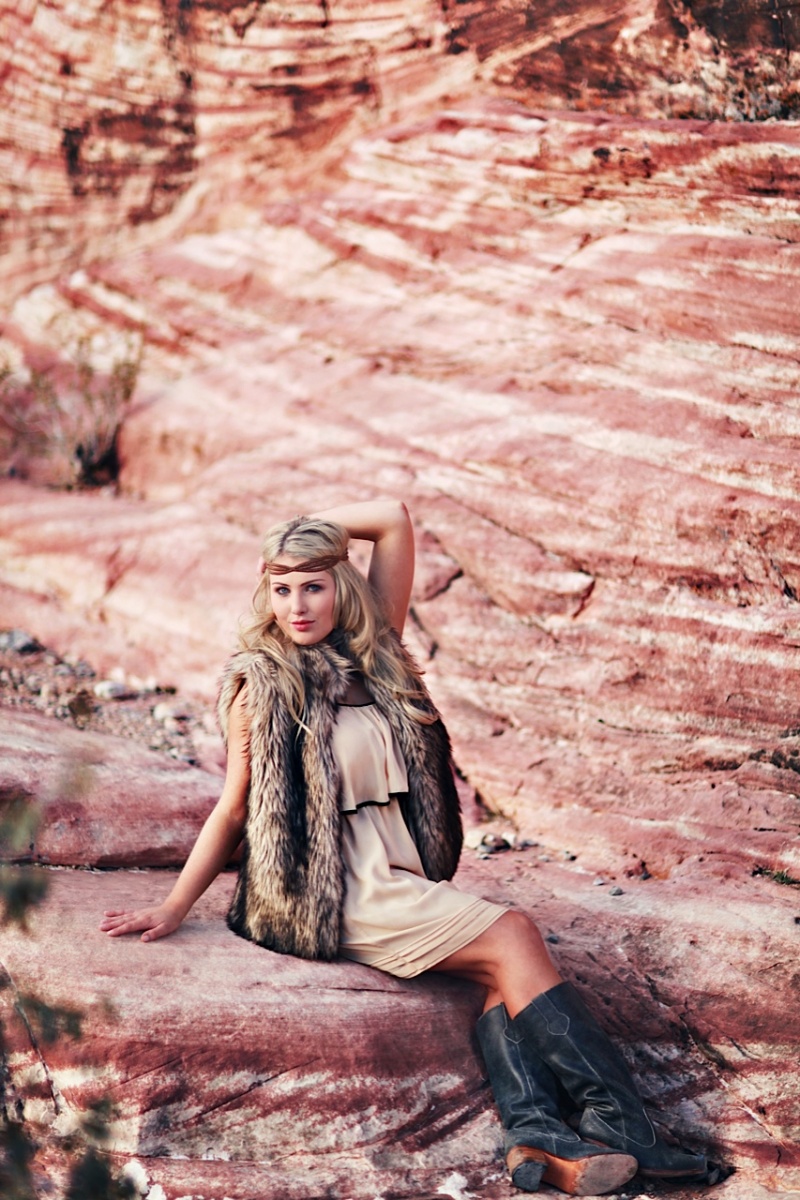 Female model photo shoot of Regina Wright  by Ryan Kurk in Red Rocks