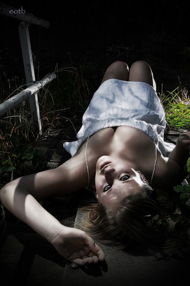 Female model photo shoot of Carlyn Rose