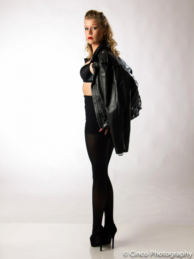 Female model photo shoot of Kristen Coester