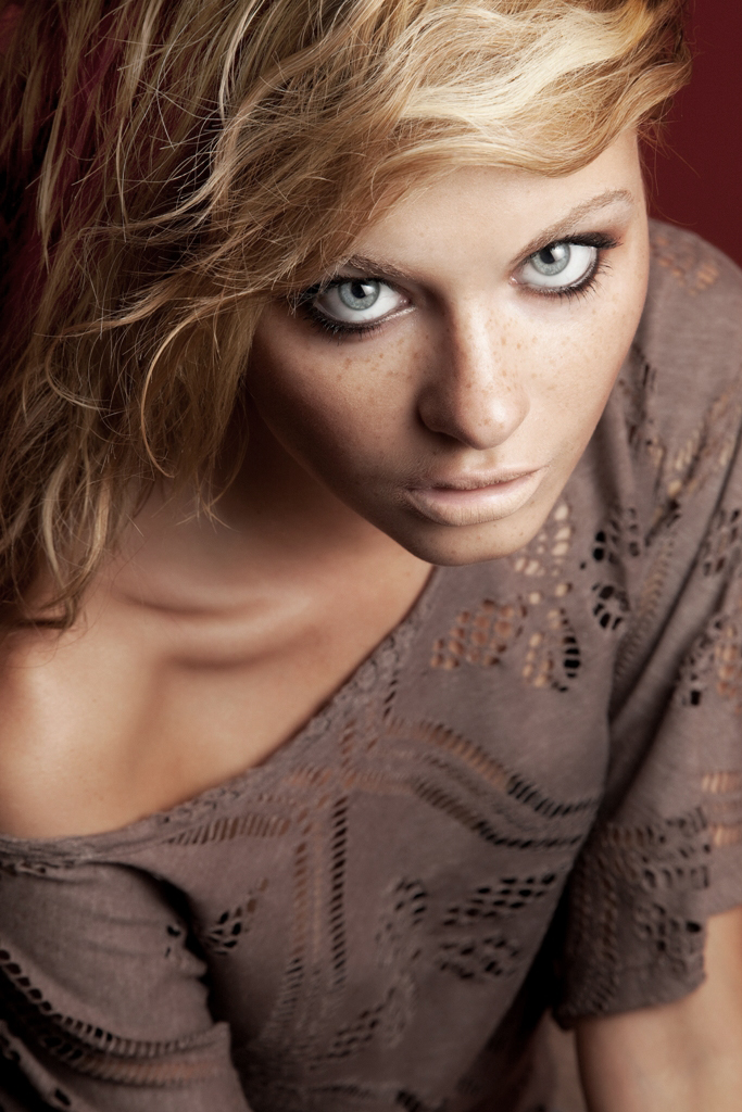 Female model photo shoot of S E Marshall by Graphirus