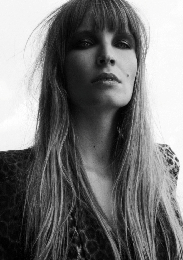 Female model photo shoot of Lindsay Sullivan in Hamburg