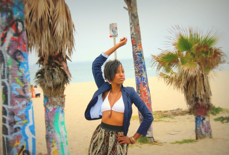 Female model photo shoot of njoki in Venice Beach, CA