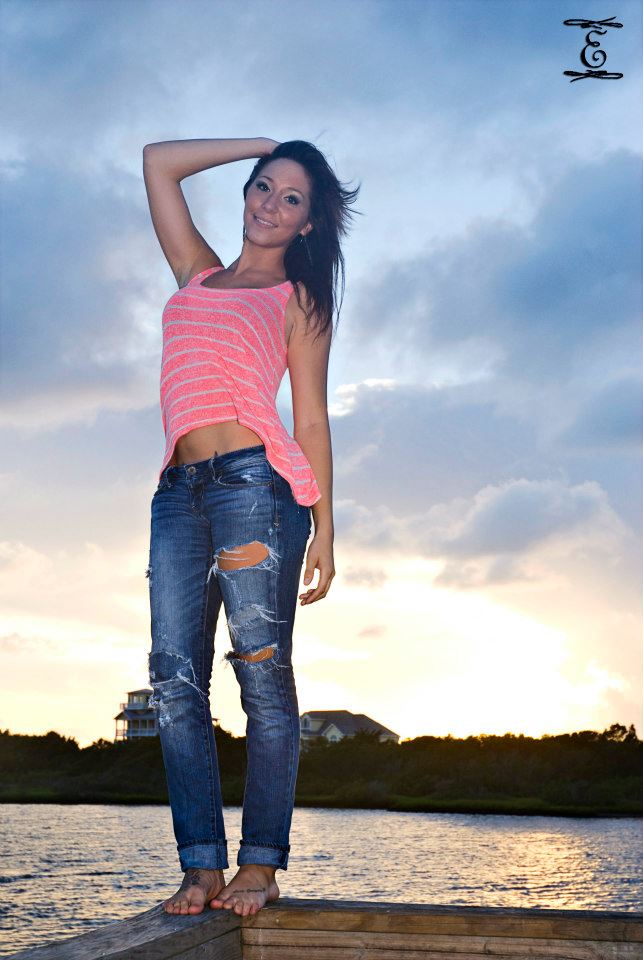 Female model photo shoot of Brittany Ann Taylor
