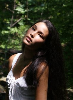Female model photo shoot of Rosalie94