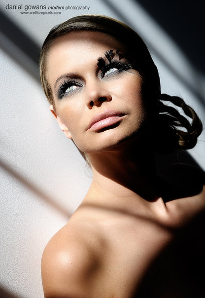 Female model photo shoot of lyndle bryan