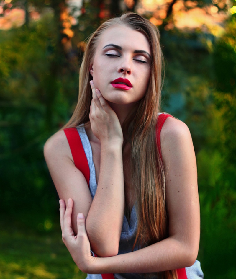 Female model photo shoot of AnastasiiaN