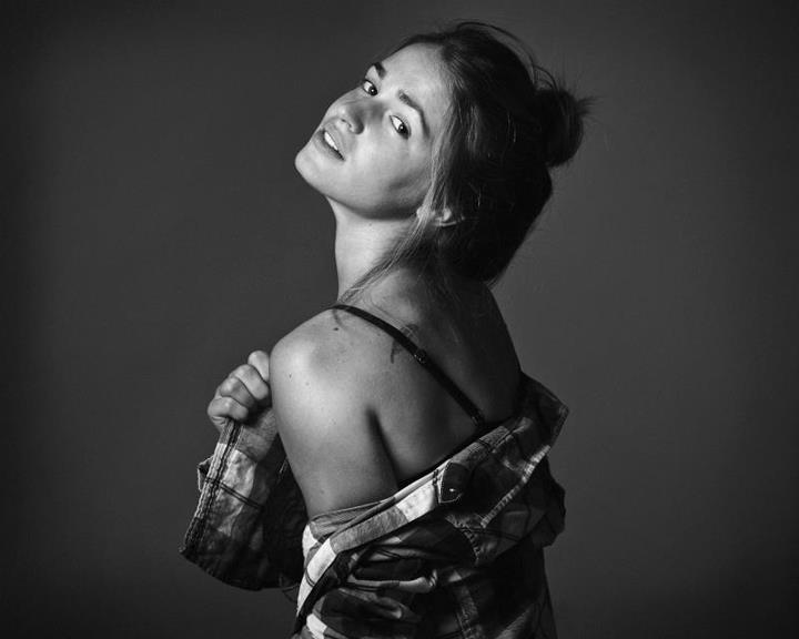 Female model photo shoot of Erica Catherine Logan by Benton Sampson