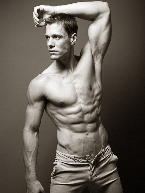 Male model photo shoot of Stephen Douglas Ross