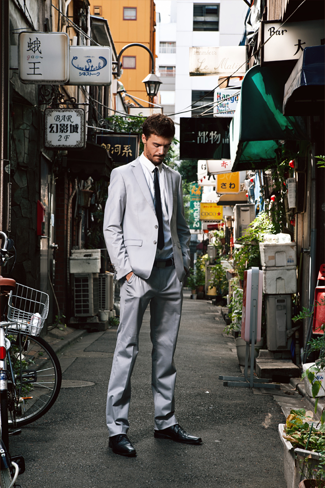 Male model photo shoot of Mijonju and Steven Durieux in Shinjuku