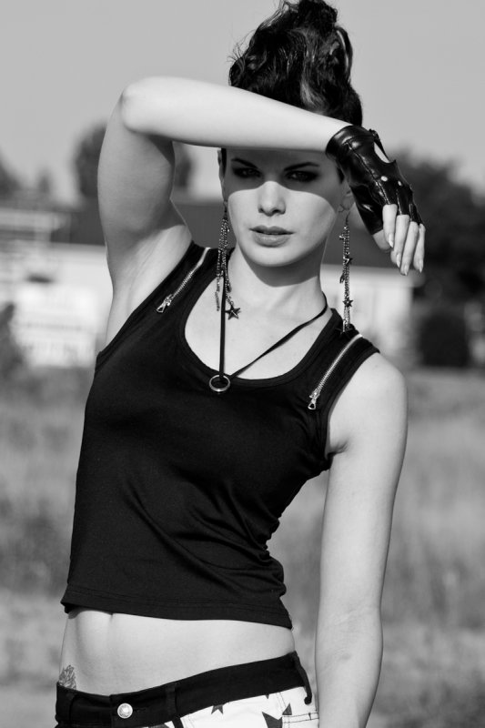 Female model photo shoot of Lady Vezina by Silvershadows