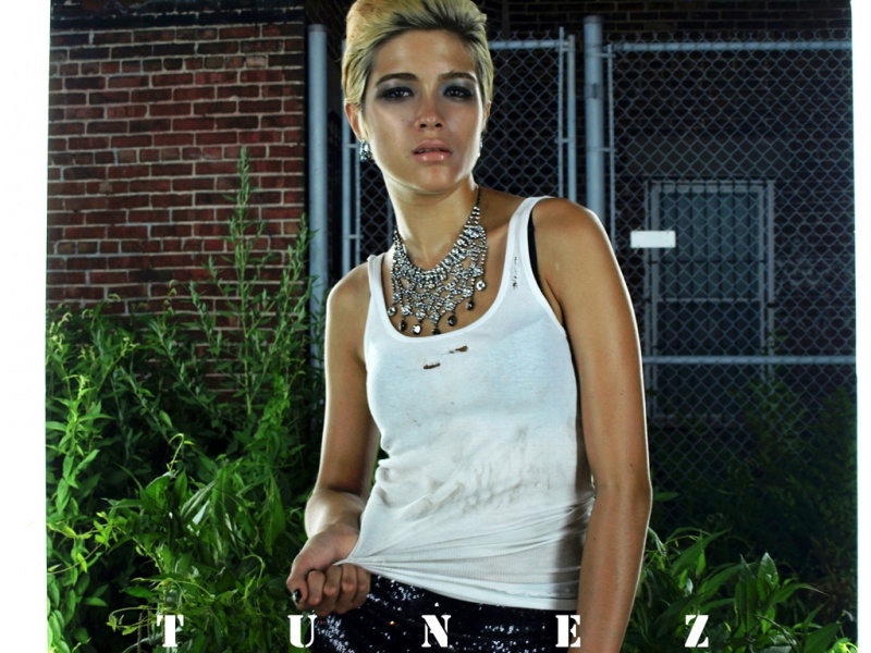 Female model photo shoot of Tunez Photography